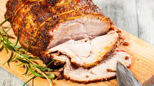 Make turkey pastrami at home with honey, garlic