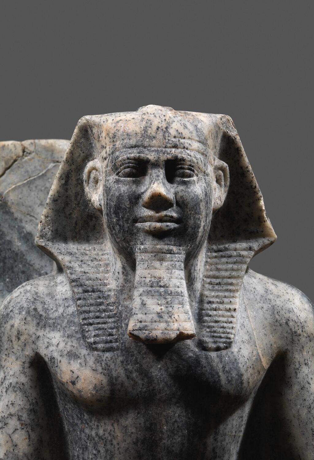 Statue of Sahure (Photo: Wikipedia) פסל של סחו רע