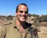 יחיד מול רבים. סמל אופיר ציוני ז"ל (צילום: דובר צה"ל) סמל אופיר ציוני