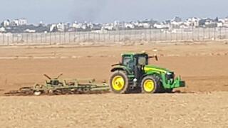 Farmers in the Gaza Envelope petition: "The 7/10 compensation framework has been breached - and they threaten that we will receive nothing"