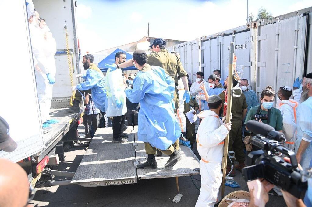 חלק מהגופות שהגיעו לשורה ב-7 באוקטובר היו קשות מאוד לזיהוי (צילום: יאיר שגיא) מחנה שורה