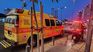 זירת הרצח ברחוב מנחם בגין בתל אביב