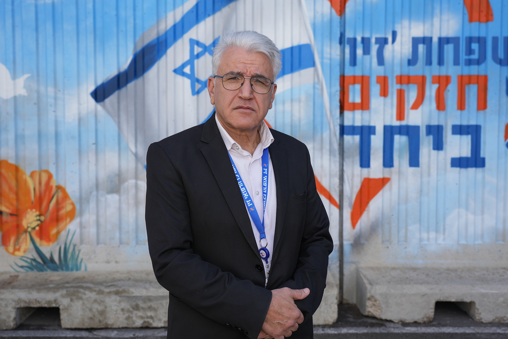 פרופ' סלמן זרקא, מנהל בית החולים זיו. האם הוא מקדם את מהלך האיחוד? (צילום: אסף מגל) סלמן זרקא מנהל בית החולים זיו בצפת