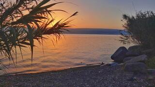 זריחה בכינרת