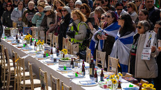 שולחן לילה הסדר בלונדון בריטניה למען החטופים