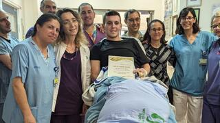 ארי שפיץ לוחם גבעתי נפצע אנושות במלחמה חייו ניצלו בבית החולים סורוקה