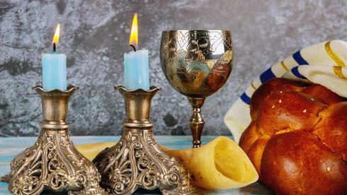 Шабат: время зажигания свечей и недельная глава Торы