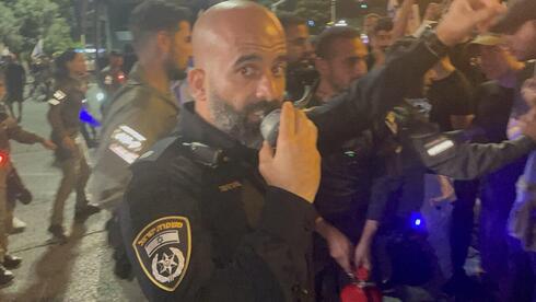 הורשע ברשלנות רפ”ק מאיר סוויסה שהשליך רימוני הלם בפגנה בתל אביב