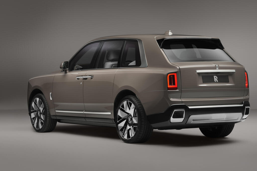 תקלה נדירה באצולה: רולס-רויס לא מרשה לשבת מאחור