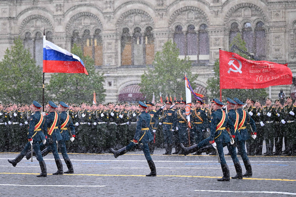 May 9 Victory Day parade in Moscow (Photo: NATALIA KOLESNIKOVA / AFP) מצעד יום הניצחון רוסיה מוסקבה