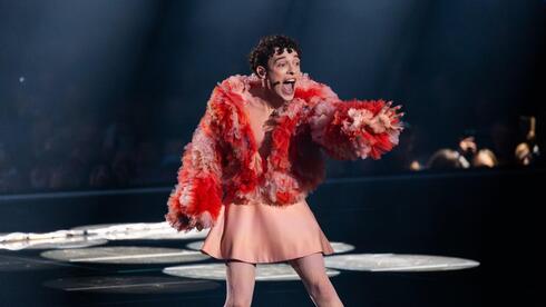 Eurovision winner to return trophy over Israel