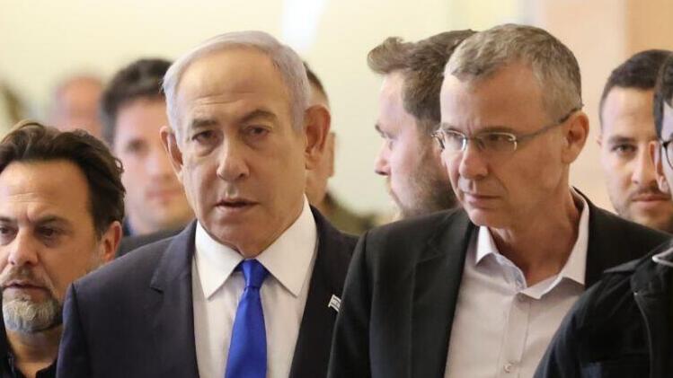 Benjamin Netanyahu and Yairv Levin (Photo: Alex Kolomoisky) מליאת הכנסת - פתיחת מושב הקיץ