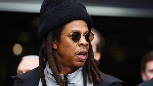 Rapper Jay-Z accused in lawsuit of raping 13-year-old girl
