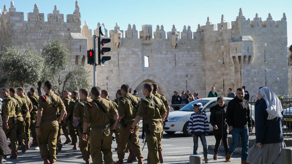 IDF troops in Jerusalem (Photo: Ohad Zoigenberg) חיילים בירושלים