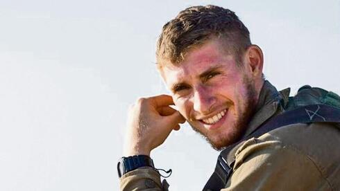 פרטים חדשים מגבורתו של ענר: „השליך רימונים מהמיגונית אחרי שכף ידו נקטעה”