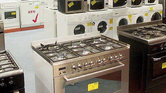 חברת מוצרי החשמל הוותיקה ע. זק