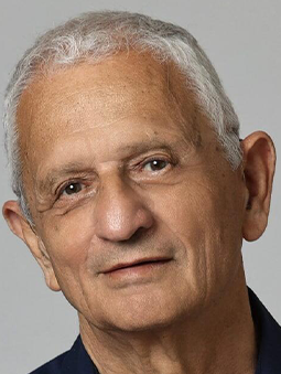 נחום ברנע