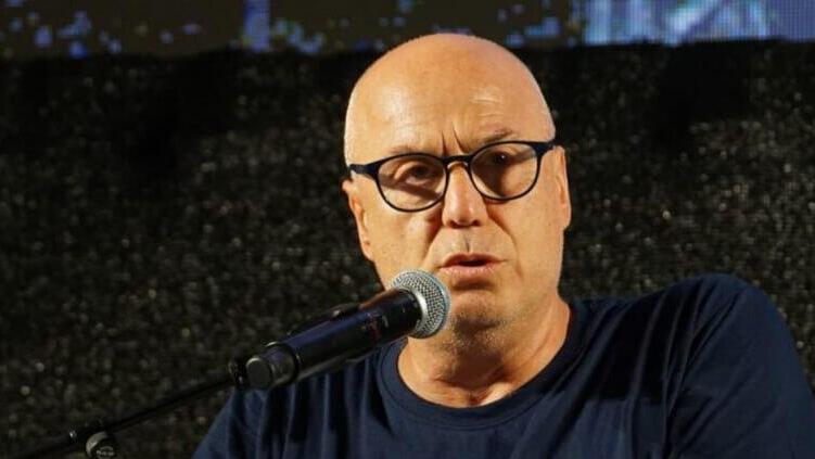 "המשטרה מוצאת את עצמה בתווך בסיפור הזה כגורם גם מרתיע". ניצב צור (צילום: ליאור שגב) מחאה נגד הממשלה בקפלן, תל אביב