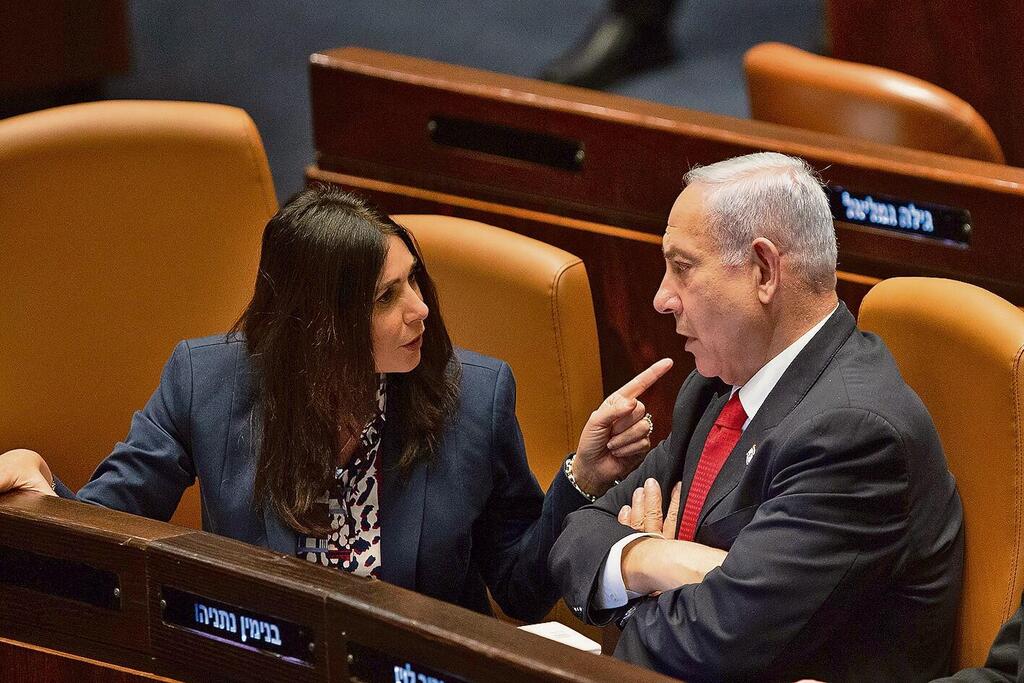 In a letter sent to Prime Minister Benjamin Netanyahu, Transport Minister Miri Regev stressed that the public would begin receiving notifications of mass cancellations of summer and holiday flights (Photo: Alex Kolomoisky) בנימין נתניהו ומירי רגב