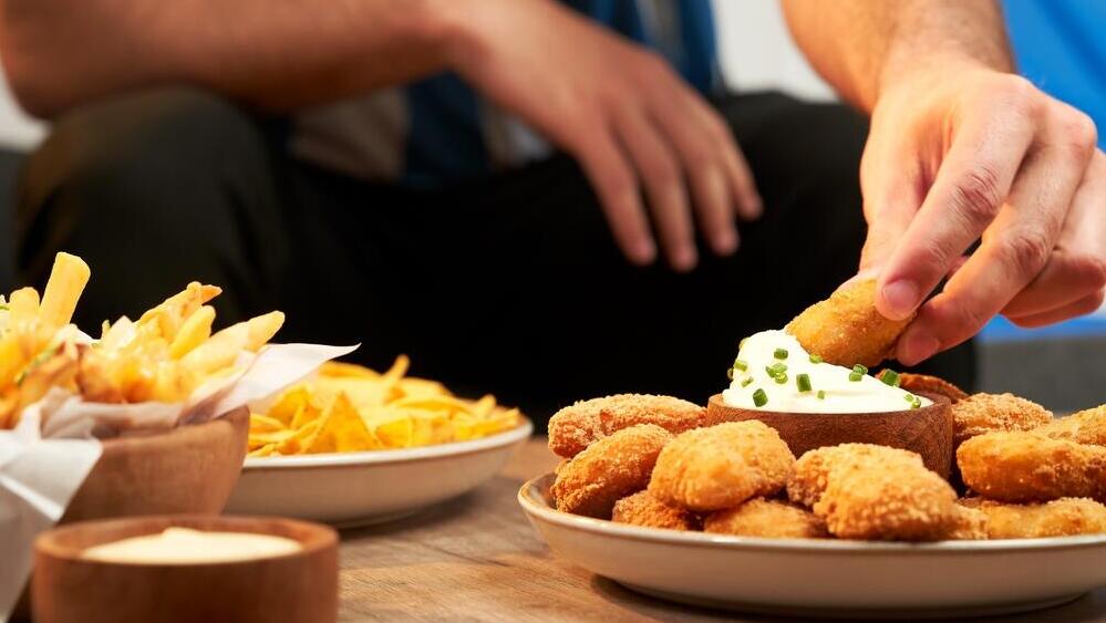 תחושת עייפות נפשית. מזון מעובד (צילום: shutterstock) מזון אולטרה מעובד