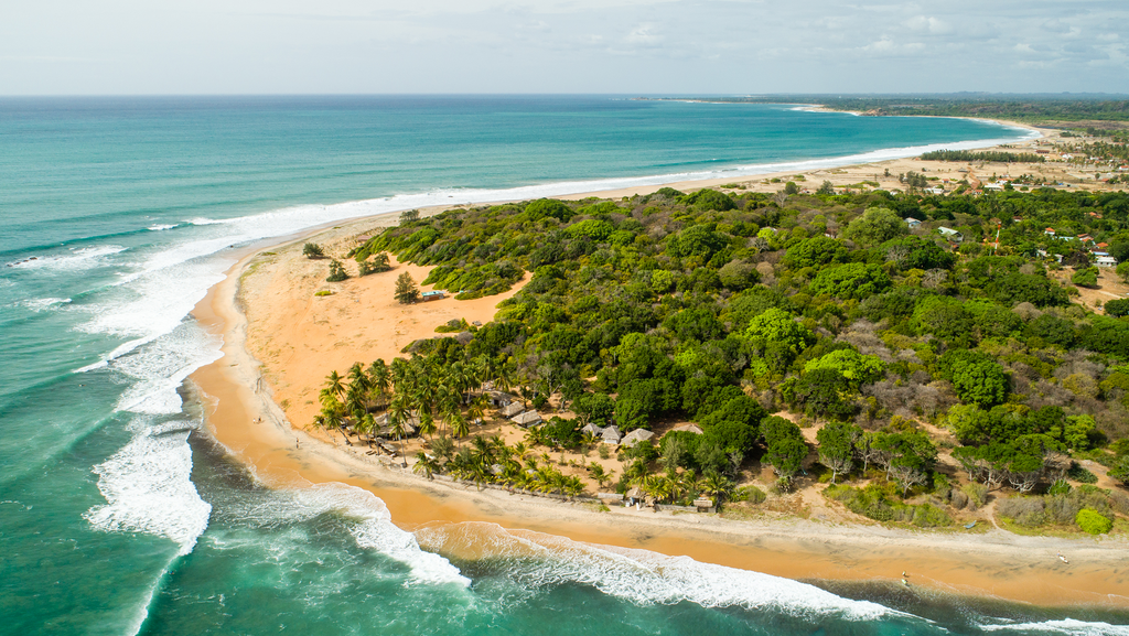 Sri Lanka (Photo: Shutterstock) ארוגם ביי ממעוף הרחפן