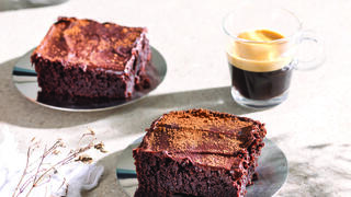 עוגת שוקולד־קפה  ללא סוכר וללא גלוטן