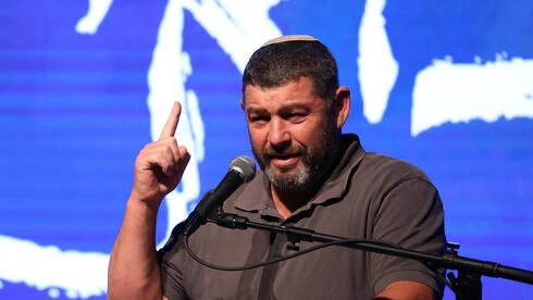 לקראת ביקורו באיטליה: תלונה נגד עופר וינטר על פשעי מלחמה והסתה לרצח עם