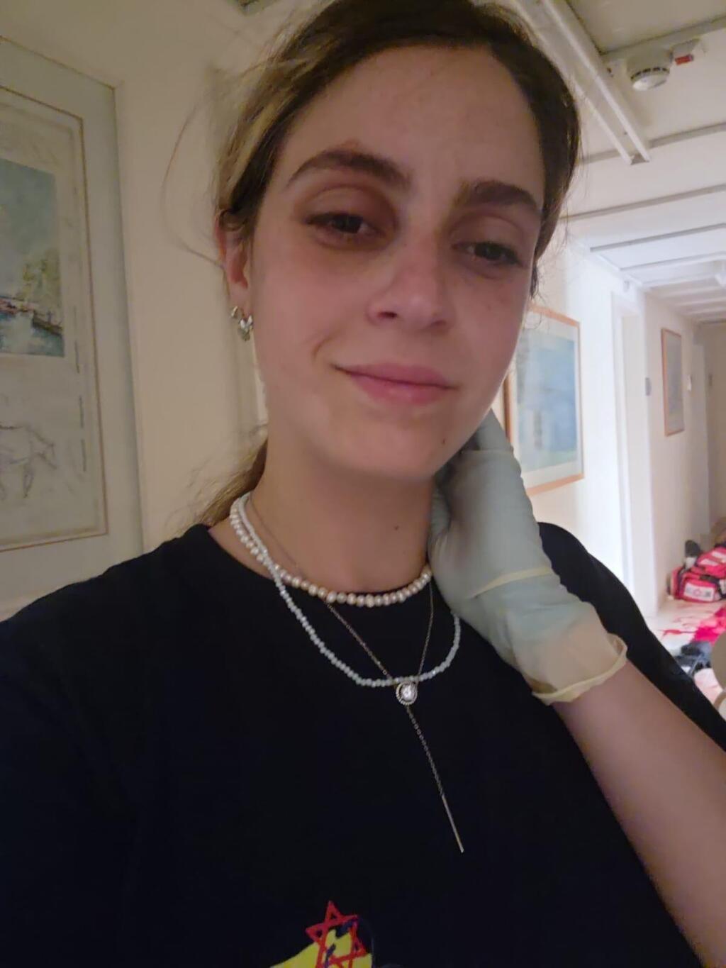 Amit Mann's last selfie sent to her family on October 7 הסלפי ששלחה עמית מן למשפחתה לפני הירצחה