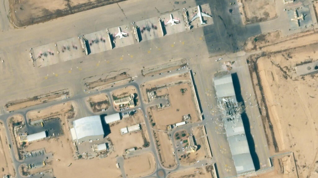 Spy passed intelligence information and photographed the takeoffs of fighter jets (Photo: Planet Labs Inc./Handout via REUTERS ) תמונות לווין של בסיס נבטים