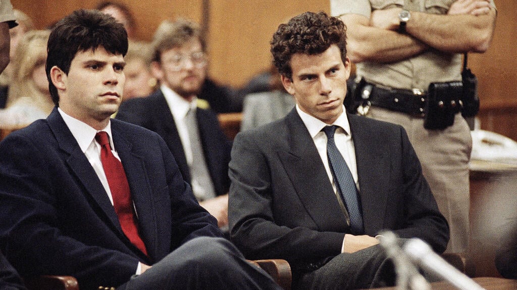 Erike and Lyle Menendez (Photo: AP/ Nick Ut) האחים לייל וקייל מננדז