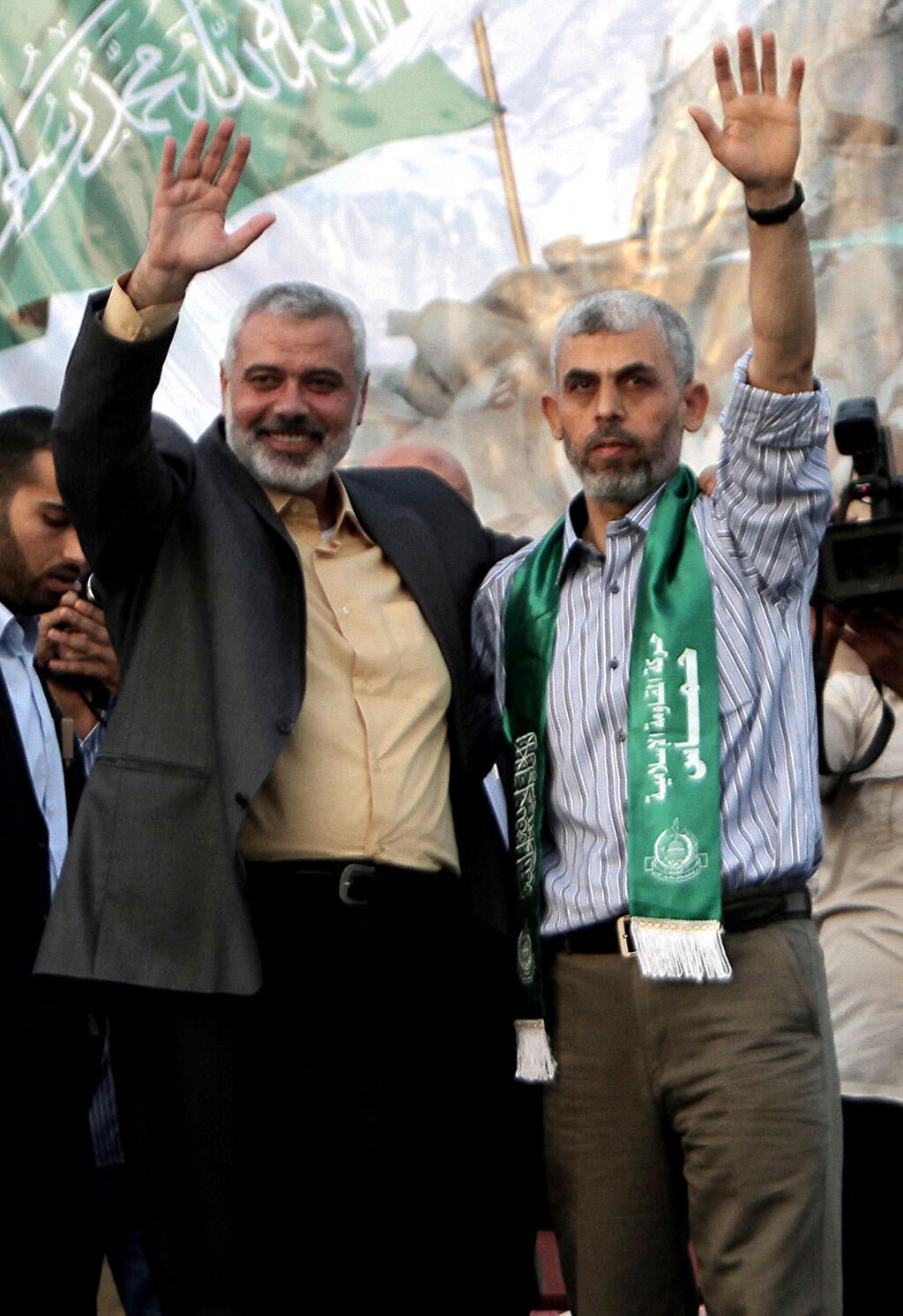 Ismail Haniyeh and Yahya Sinwar, both killed (Photo: Said Khatib/ AFP) יחיא סינוואר ואסמאעיל הנייה