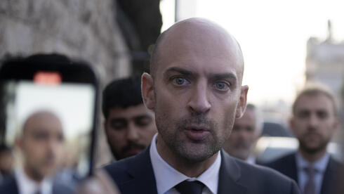 France urges restraint from Iran‑backed groups