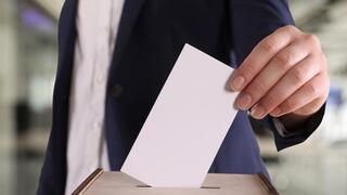 אילוס אילוסטרציה קלפי פתק בחירות נייר אילוס אילוסטרציה קלפי פתק בחירות נייר