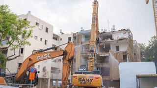 הריסת מבנים ישנים בפרויקט התחדשות עירונית ברחוב אלתרמן תל אביב
