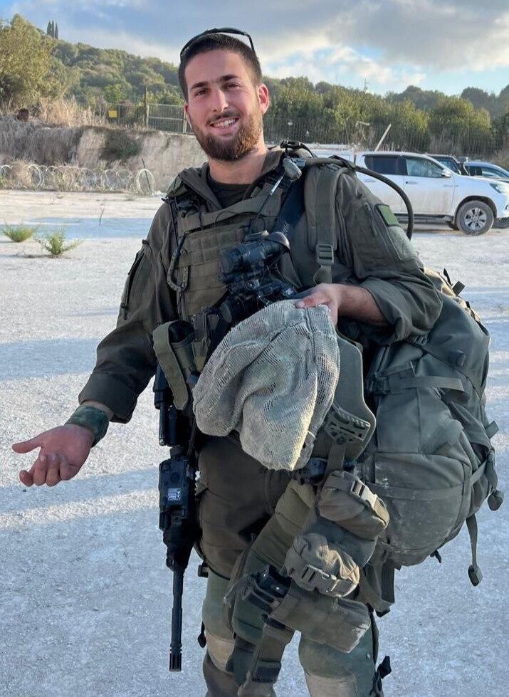 דרש להסתער ראשון. סגן עברי דיקשטיין ז”ל (צילום: דובר צה"ל ) סגן עברי דיקשטיין ז"ל
