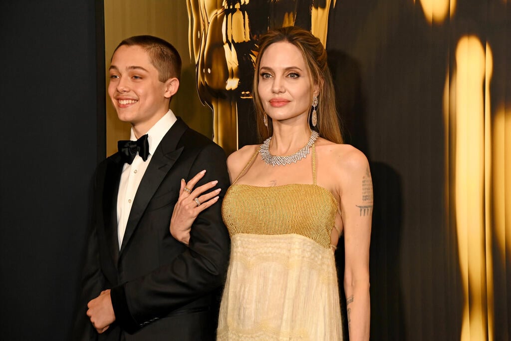 ד"ש לפקס! (צילום: Jon Kopaloff/Getty Images) אנג'לינה ג'ולי נוקס ג'ולי-פיט