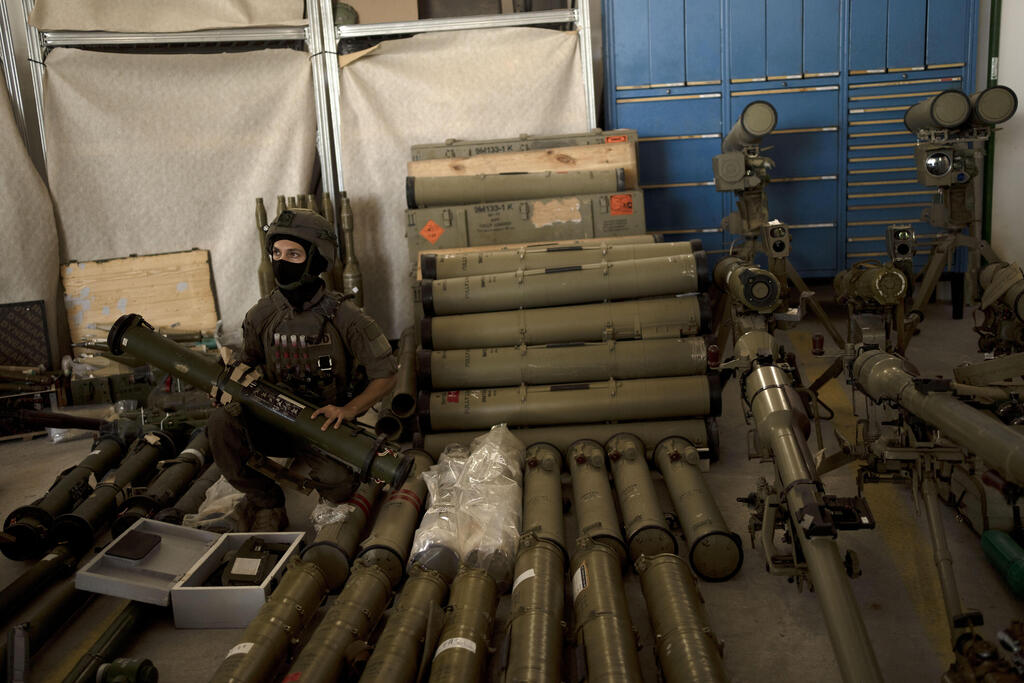 Hezbollah weapons seized by the IDF in Lebanon (Photo: Maya Alleruzzo/Associated Press) Hezbollah weapons seized by the IDF in Lebanon