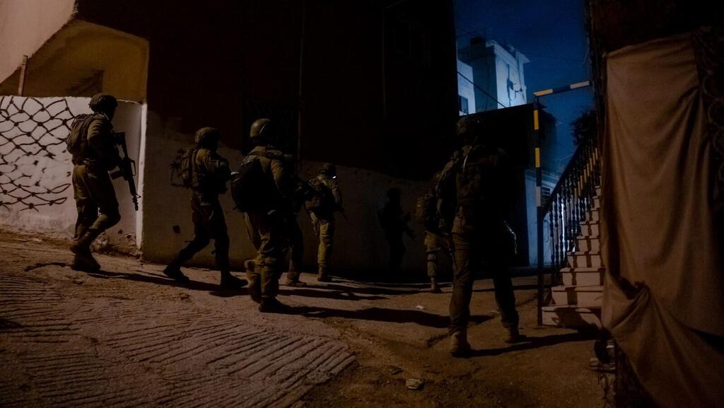 צילום: דובר צה"ל מבצע לסיכול טרור ביהודה ושומרון - חמישה מחבלים חוסלו לצד השמדת מעבדות מטענים והחרמת מחרטות וכלי נשק