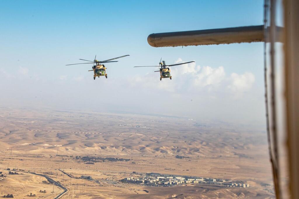 צילום: דובר צה"ל תיעוד מהעברת סיוע הומניטרי לרצועת עזה ע"י מסוקים של חיל האוויר הירדני