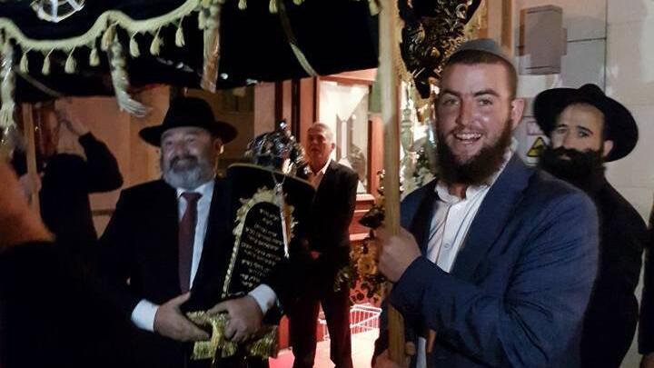 צבי קוגן נעדר באיחוד האמרויות