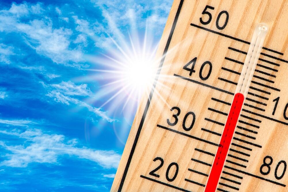 מדחום עם מעלות צלזיוס ופרנהייט (צילום: shutterstock) מדחום עם מעלות צלזיוס