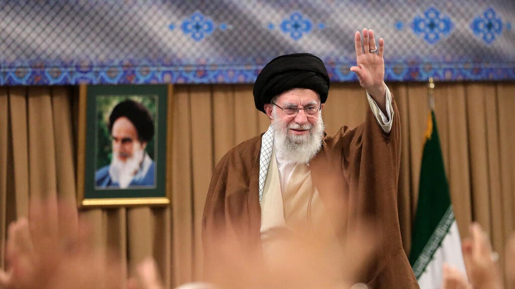 Iranian Supreme Leader Ayatollah Ali Khamenei (Photo: AFP PHOTO / HO / KHAMENEI.IR) עלי חמינאי