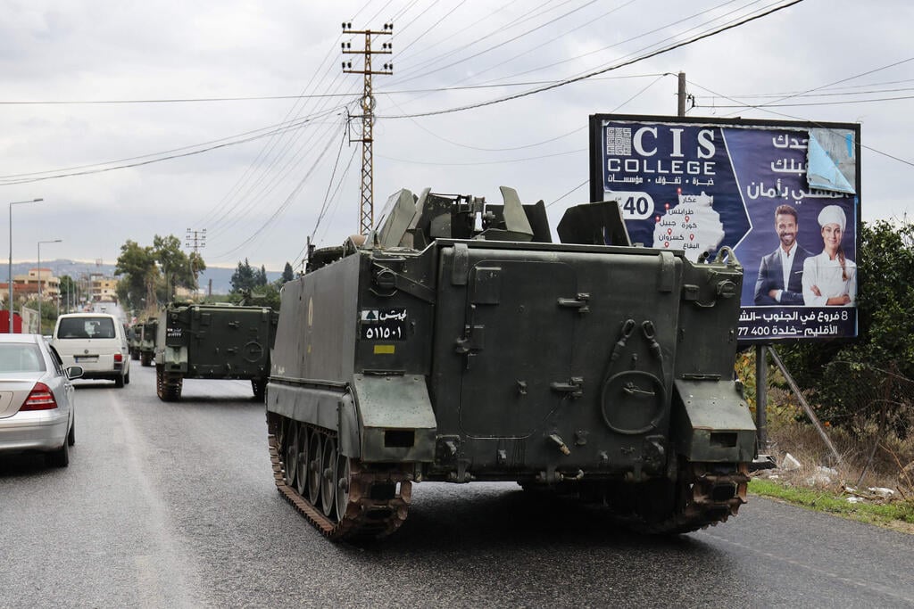 טנק של צבא לבנון, מדרום לליטני (צילום: Anwar AMRO / AFP) טנק של צבא לבנון, מדרום לליטני