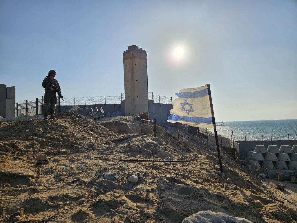 Nahal Brigade troops at the Philadelphi Corridor (Photo: Yoav Zitun) יואב זיתון ברפיח