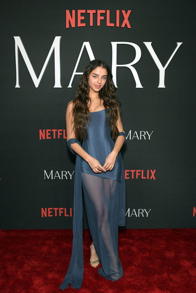 מרים הבתולה. כהן (צילום: Charley Gallay/Getty Images for Netflix) נועה כהן
