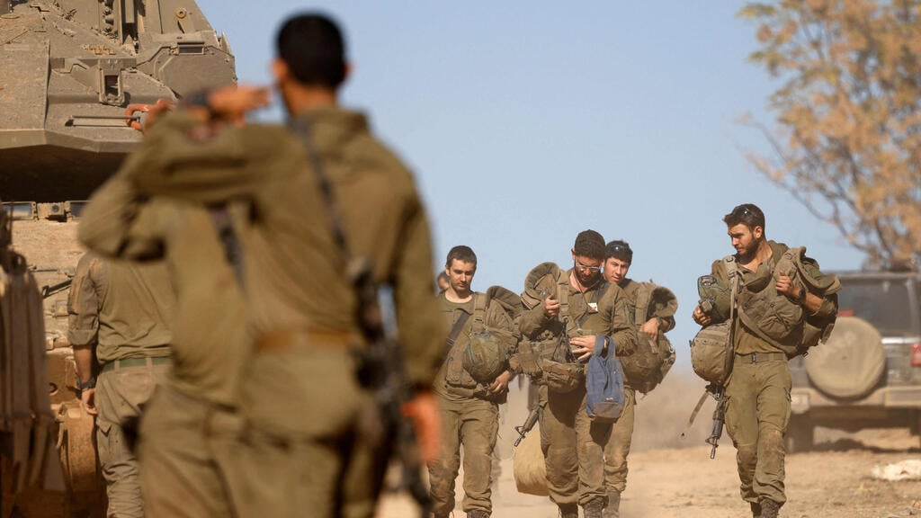 IDF forces near Lebanon (Photo: Jalaa Marey/ AFP) כוחות צה"ל ליד גבול לבנון