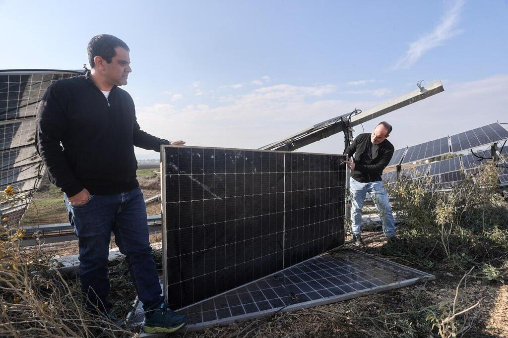 הנזקים שנגרמו לחוות סולריות בקיבוץ גבת בעקבות פרוטקשן