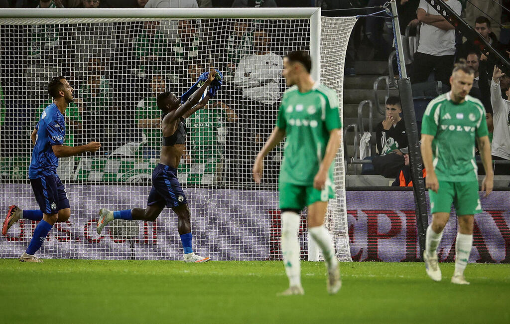 קאנגווה מדהים את סמי עופר | צילום: עוז מועלם yk14175879