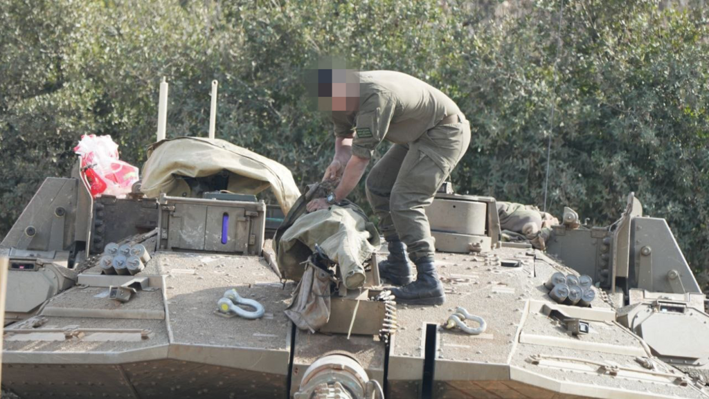 צילום: אפי שריר קוניטרה סוריה גבול רמת הגולן הפלת משטר אסד מורדים טנקים צה"ל כוחות חיילים