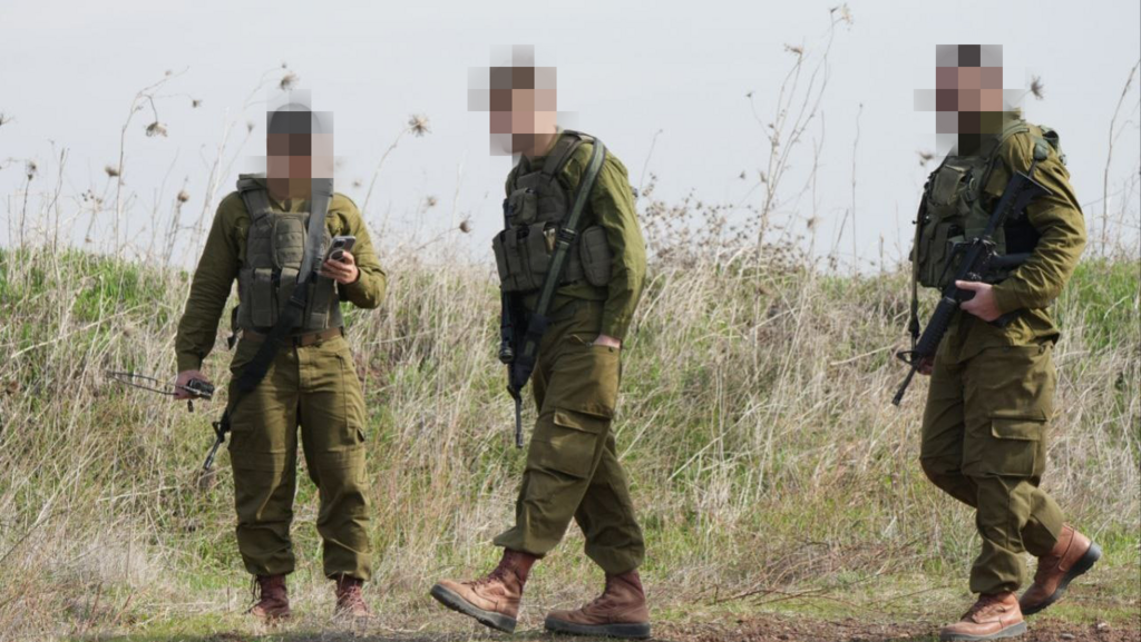 לוחצי צה"ל בגבול סוריה, היום (צילום: אפי שריר) קוניטרה סוריה גבול רמת הגולן הפלת משטר אסד מורדים טנקים צה"ל כוחות חיילים
